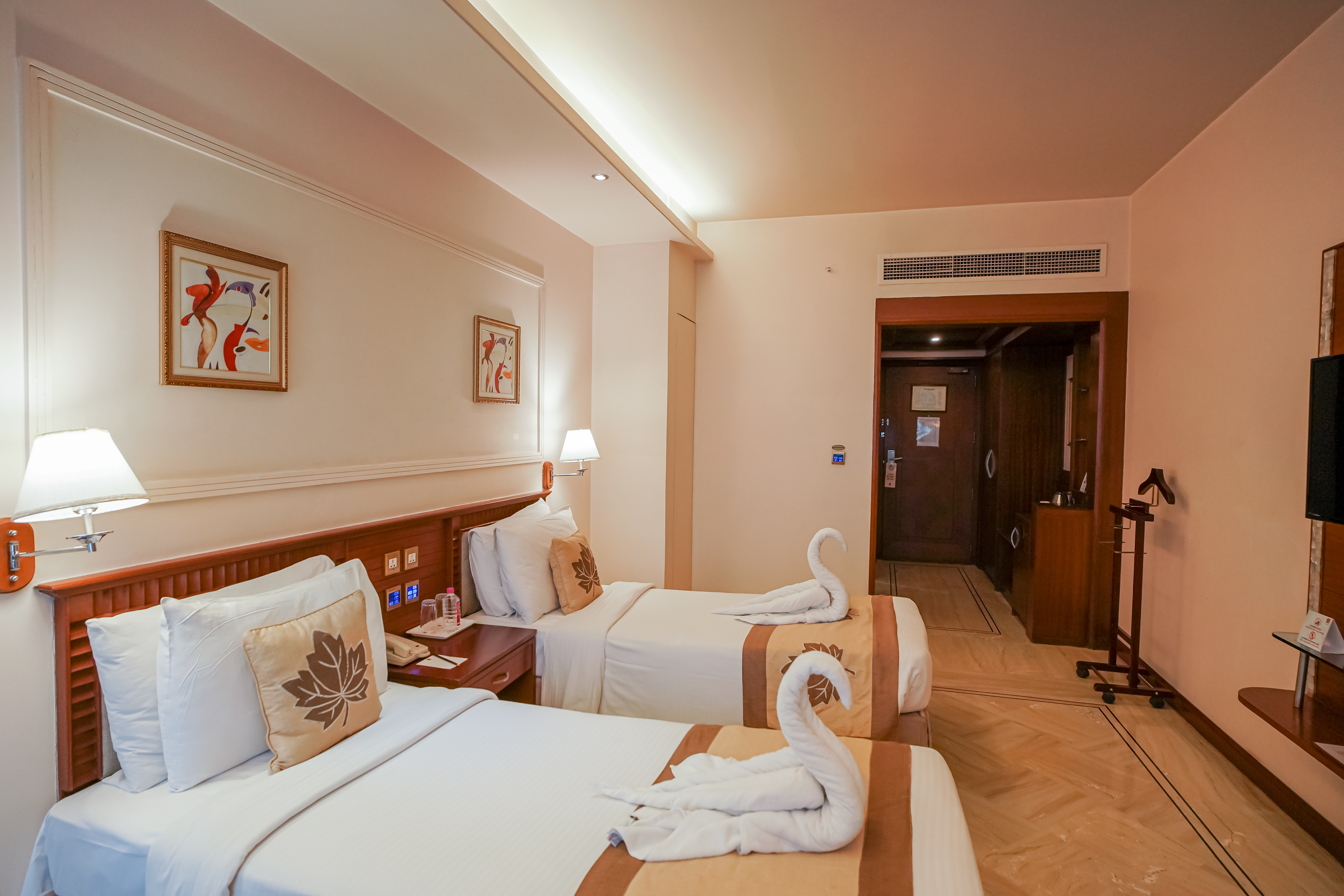 Standard Room - Elegant Interior